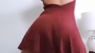 Twerken im Kleid