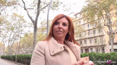Así se convence para follar a una MILF de alta alcurnia