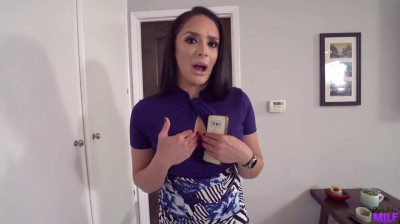 Perdóname papá, me he corrido dentro de mi madrastra porque ella me obligó a hacerlo