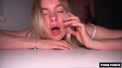 Amateur blonde amateur experiments with hardcore sex