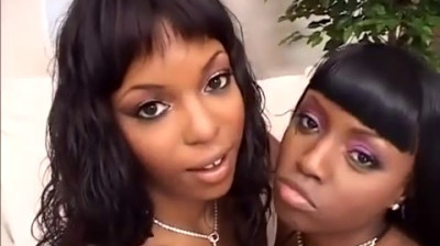 lesbian scenes from pornstars 32