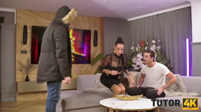4K - Valentina - Future Me