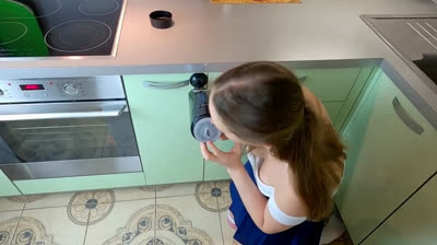 Testing a New Sex Toy: Simulating a Wild Threesome Experience!