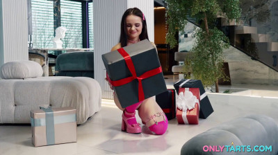 If you give her gifts, she will eat your cock