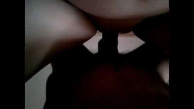 Fette Araberschlampe grunzt beim Ficken