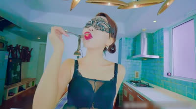 Mit Erdbeeren in der Fotze gefickt