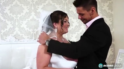 SG - BBW - Nila - Here cums the bride