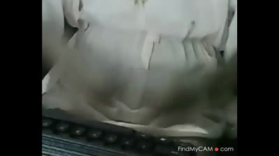 Lonely Chinese MILF Pleasures Herself on Webcam