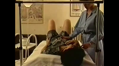 Fette, alte MILF gefistet