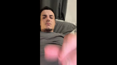 Se hace un Pajazo y la corrida acaba en su cara