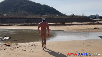 Hot Public Beach Sex with Big-Titted Blonde Amateur by a Muscled Stud