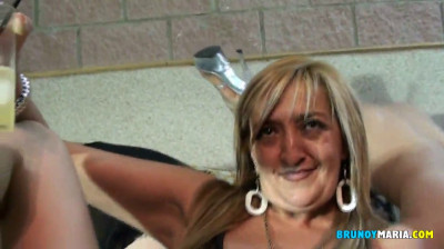 Locura swinger amateur con máscaras y mirones