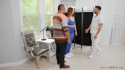 Descargar 'Siri Dahl en Massaged And Pounded By Two Guys'