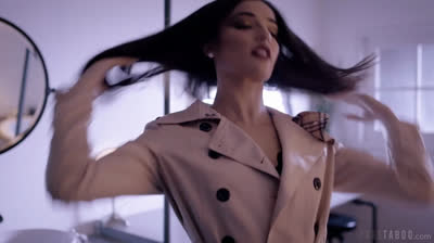 PT -  Emily - The Date