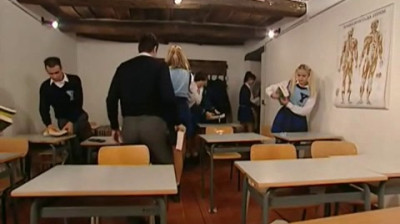 La Prof. di Anatomia (2003)