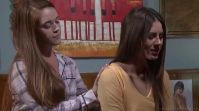 Ryan and Shyla get hot in bed