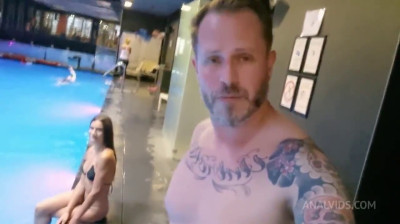 Jeune Française se tape un homme mature