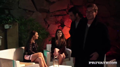 Orgie avec deux bombes européennes