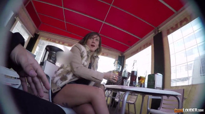 Umkleidenfick mit Stewardess