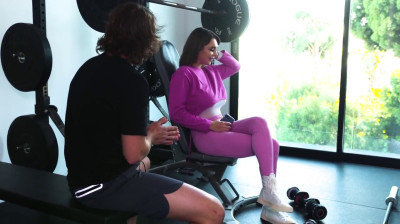 Gabbie Carter fucking at the gym