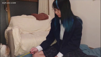Japans schoolmeisje doet haar eerste ongecensureerde anaal
