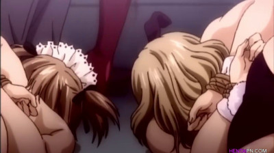 Empleado de bajo nivel seduce a sus 3 hermanastras - Hentai Sin Censura