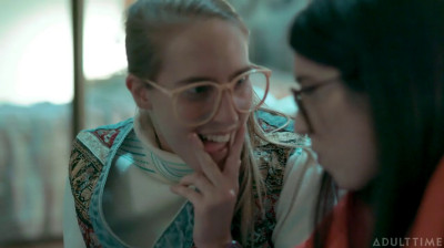 80s nerds fuck their video game heroine