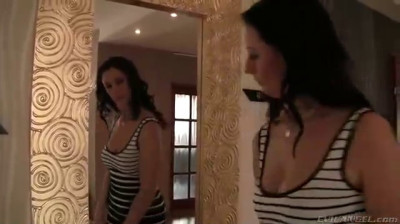 Honey dusky Lara Latex enjoy anal fucking