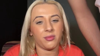 Blonde britannique suce sur Stripchat