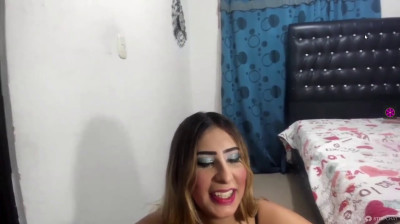 Sie muss bei Stripchat-Blowjob für Freund squirten