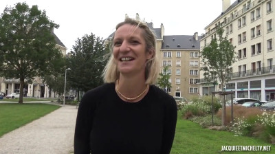 Mature and young French girl fucking