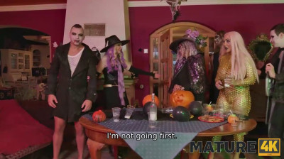 Mature lady fucking on Halloween
