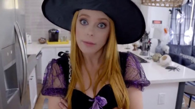 Secret threesome on Halloween