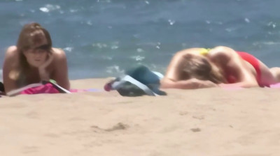 Lela et Mariah partagent une grosse bite