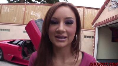 Zwei Cuties in einem Video