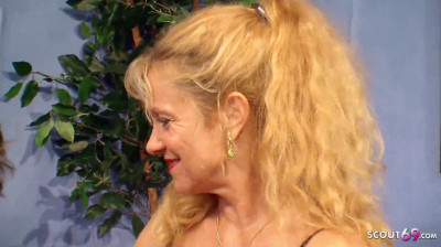 Two mature women sharing German semen