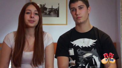 Pareja de 18 años haciendo su primera porno