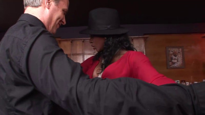 Polvazo interracial de oficina