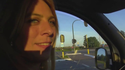 Buitenseks met een geile Nederlandse MILF