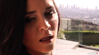 Brasileira rabuda da cintura fina fodida no anal