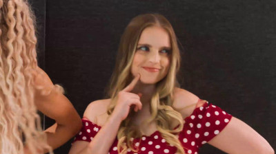Codi Vore, Ariel Demure, Izzy Wilde - Three Course Meal