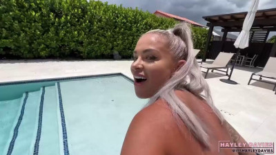 Spectacular young Australian girl fucked in the swimming pool