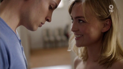 Kyra Sophia Kahre nude - Mein Sohn Helen (2015)