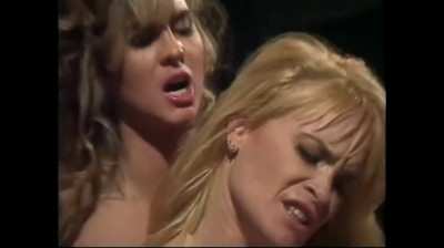 classic lesbian group scenes 3