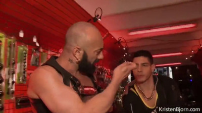 A thief gets his comeuppance