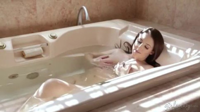 Angela White shares a shower with Keisha Grey