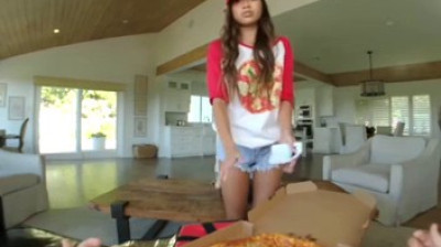 Sex mit der Pizzalieferantin