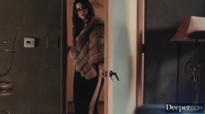 Threesome with big ass girl in the warehouse