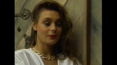 Zara White fucked under the orders of Jeanna Fine