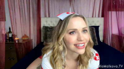 Masturbação da enfermeira Mia Malkova